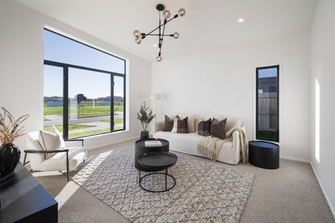 Photo of property in 12 Parkside Avenue, Maewa, Feilding, 4702