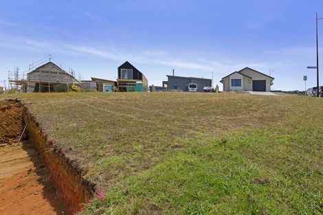 Photo of property in 4 Kanuka Street, Raglan, 3225