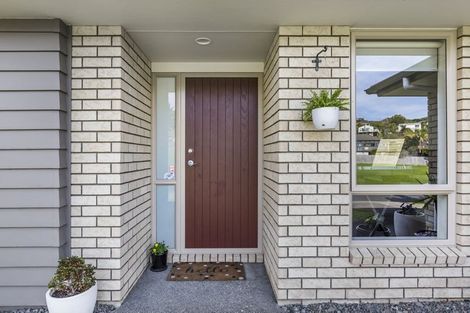 Photo of property in 10 Barwick Place, Stanmore Bay, Whangaparaoa, 0932
