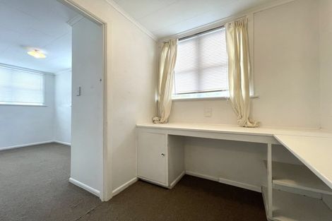 Photo of property in 2 Nield Road, Manurewa, Auckland, 2102