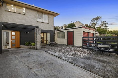 Photo of property in 60 Pembroke Street, Westown, New Plymouth, 4310