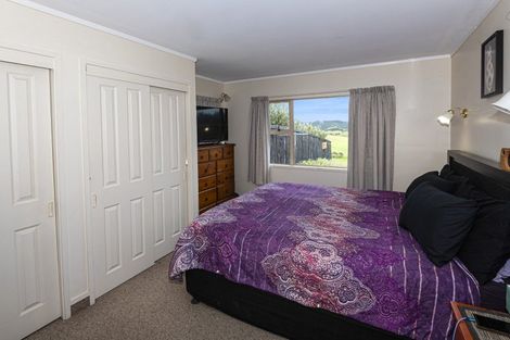 Photo of property in 347 Campbell Road, Parua Bay, Onerahi, 0192