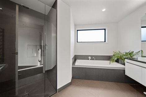 Photo of property in 13 Eden Close, Wanaka, 9305