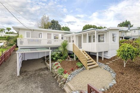 Photo of property in 40 Puriri Street, Helensville, 0800