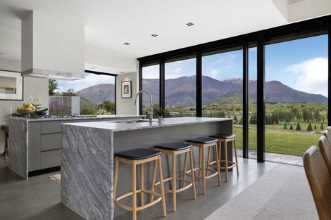 Photo of property in 20 Advance Terrace, Arrowtown, 9302