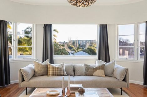 Photo of property in 24 Banbury Crescent, Fairfield, Hamilton, 3214