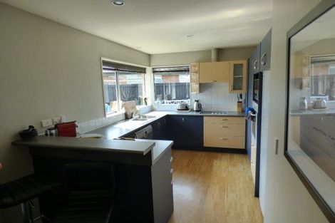 Photo of property in 31 Coolspring Way, Redwood, Christchurch, 8051