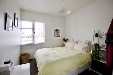 Photo of property in 245a Meola Road, Point Chevalier, Auckland, 1022