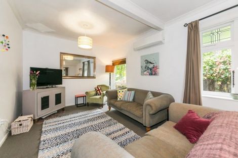 Photo of property in 24 Cobden Road, Bluff Hill, Napier, 4110