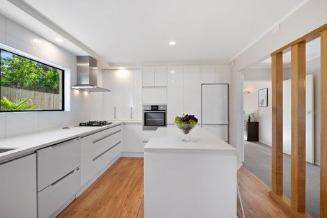 Photo of property in 6 Odin Place, Beach Haven, Auckland, 0626