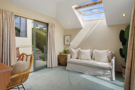 Photo of property in 262a Mount Pleasant Road, Mount Pleasant, Christchurch, 8081