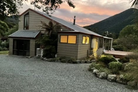 Photo of property in 53 Porika Road, Rotoroa, Murchison, 7077