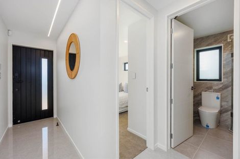 Photo of property in 111d Sycamore Drive, Sunnynook, Auckland, 0620