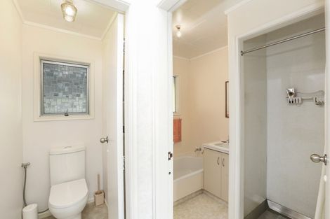 Photo of property in 154 Govett Avenue, Frankleigh Park, New Plymouth, 4310