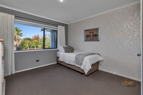 Photo of property in 19 Woodland Road, Maungaturoto, 0588