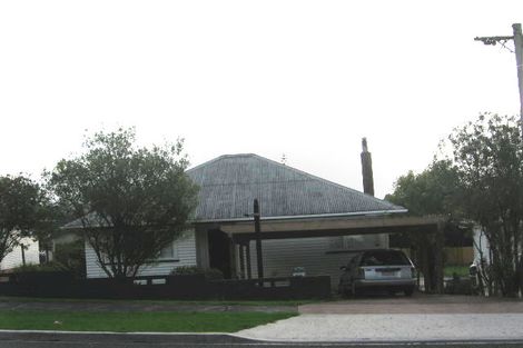 Photo of property in 324 Glengarry Road, Glen Eden, Auckland, 0602