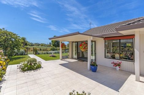 Photo of property in 40 Karnak Crescent, Russley, Christchurch, 8042