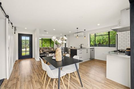 Photo of property in 8 Ardmore Place, Bishopdale, Christchurch, 8053