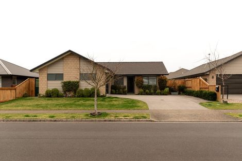 Photo of property in 130 Penetaka Heights, Pyes Pa, Tauranga, 3112