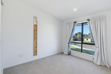 Photo of property in 16 Cam Mill Place, Rangiora, 7400