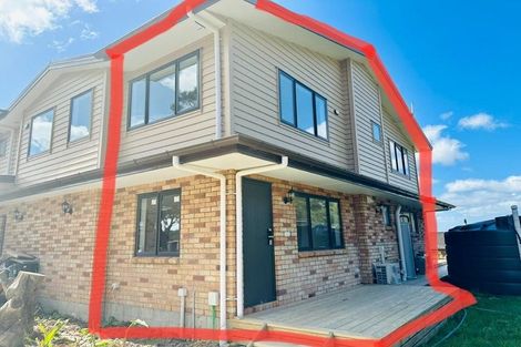 Photo of property in 300 Sturges Road, Henderson Valley, Auckland, 0612