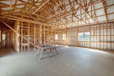 Photo of property in 90 Upper Orewa Road, Wainui, Silverdale, 0992