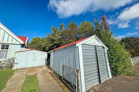 Photo of property in 7 Windsor Street, Dannevirke, 4930