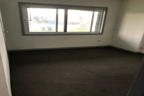 Photo of property in 3 Rogers Avenue, Eastern Beach, Auckland, 2012