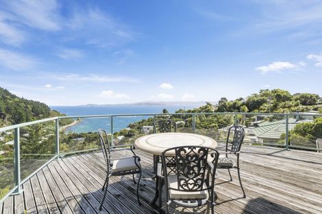 Photo of property in 52 Waitohu Road, York Bay, Lower Hutt, 5013