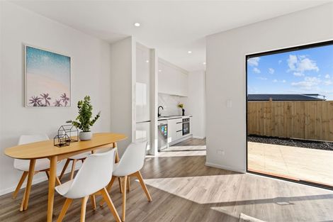 Photo of property in 6 Puhikawa Street, Massey, Auckland, 0614