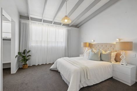 Photo of property in 28 Norwich Avenue, Spotswood, New Plymouth, 4310