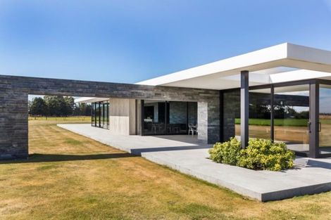 Photo of property in 400 Pound Road, Yaldhurst, Christchurch, 7676