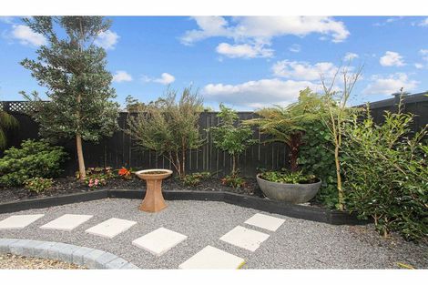 Photo of property in 30 Arthur Rolfe Lane, Swanson, Auckland, 0614