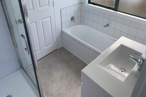 Photo of property in 47 Flat Bush Road, Clover Park, Auckland, 2023