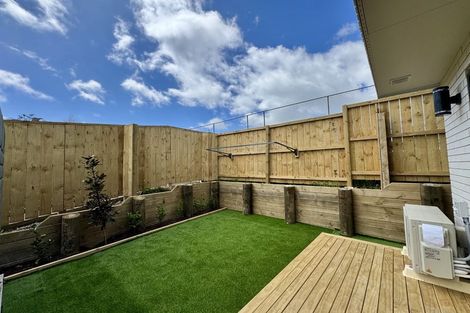 Photo of property in 3/36 Fairdale Place, Birkdale, Auckland, 0626