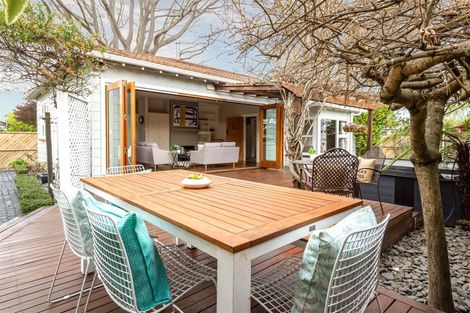 Photo of property in 28 Massey Crescent, St Albans, Christchurch, 8014