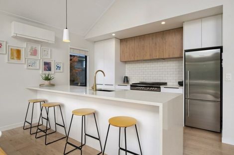 Photo of property in 15 Edna Lane, Lake Hawea, Wanaka, 9382