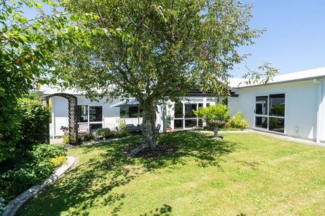 Photo of property in 9 Claremont Rise, Levin, 5510