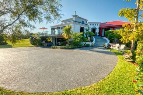Photo of property in 165 Cashmere Bay Road, Moana, 7875