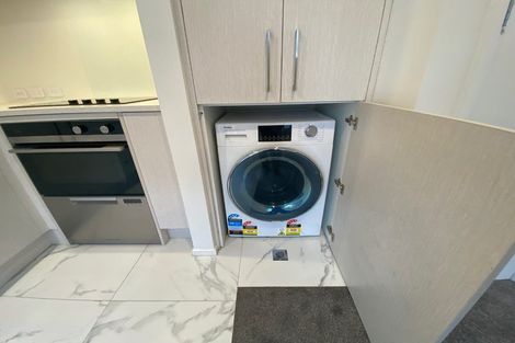 Photo of property in 2/318 Oxford Terrace, Avalon, Lower Hutt, 5011