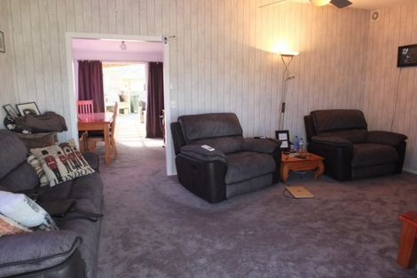 Photo of property in 51 Nash Parade, Foxton Beach, Foxton, 4815