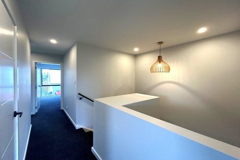 Photo of property in 28 Koreke Close, Kenepuru, Porirua, 5022