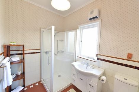 Photo of property in 492 Blockhouse Bay Road, Blockhouse Bay, Auckland, 0600