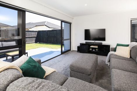 Photo of property in 33 Probert Crescent, Chartwell, Hamilton, 3210