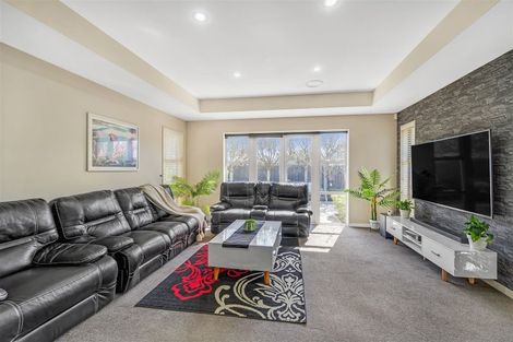 Photo of property in 31 Factory Road, Belfast, Christchurch, 8051