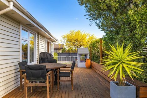 Photo of property in 1/2 Moreland Avenue, Papanui, Christchurch, 8053