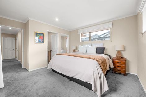 Photo of property in 10 Kirk Close, Rototuna, Hamilton, 3210