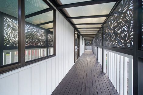 Photo of property in 5a Shamrock Lane, Te Atatu Peninsula, Auckland, 0610