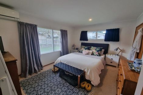 Photo of property in 5 Imogene Way, Half Moon Bay, Auckland, 2012