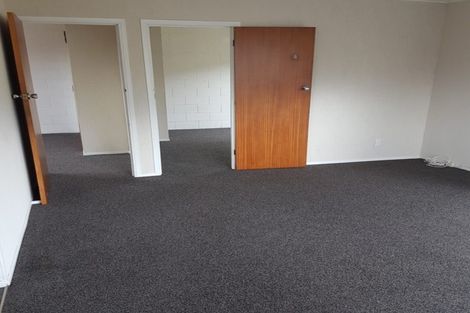 Photo of property in 30a Simons Street, Moturoa, New Plymouth, 4310